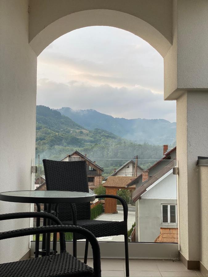 Pensiunea Maramures Guesthouse วิโชเดโจส ภายนอก รูปภาพ