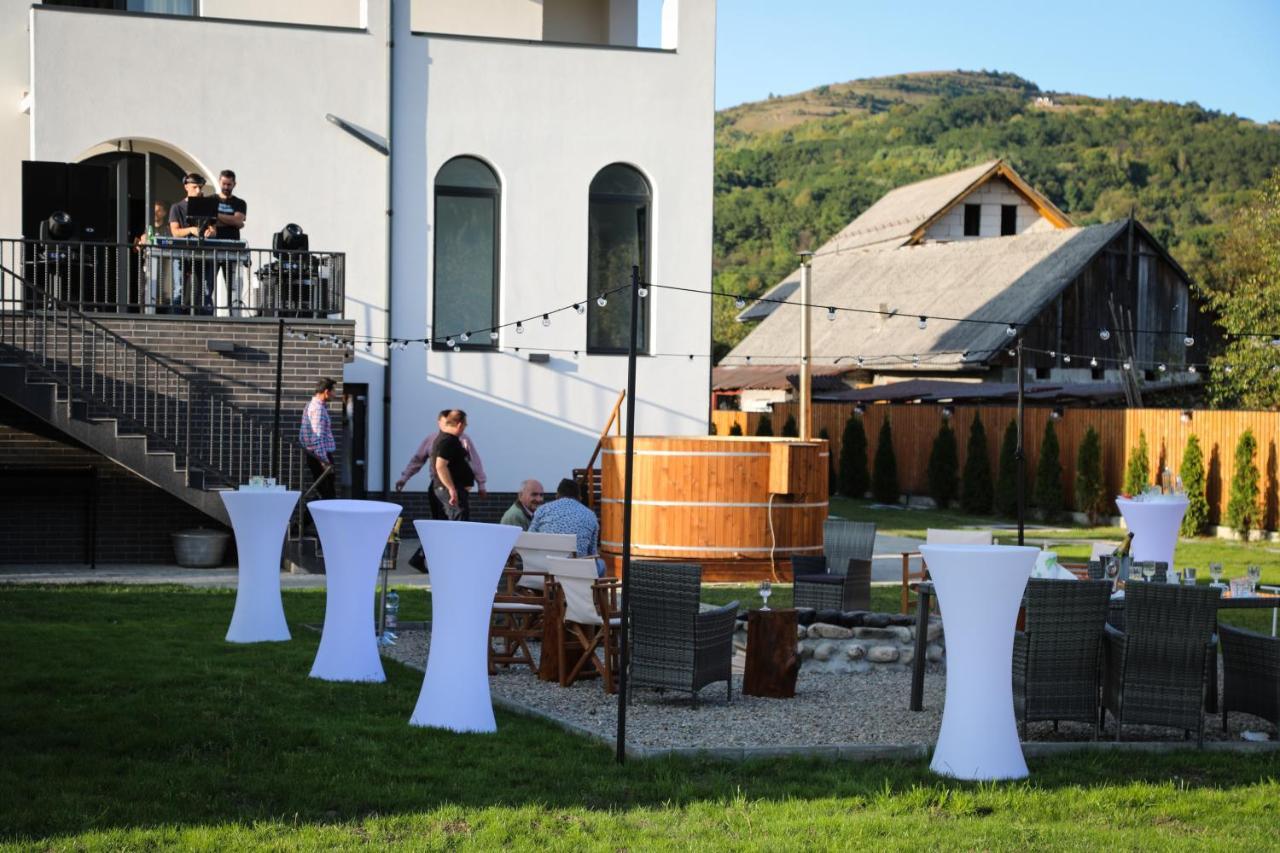 Pensiunea Maramures Guesthouse วิโชเดโจส ภายนอก รูปภาพ