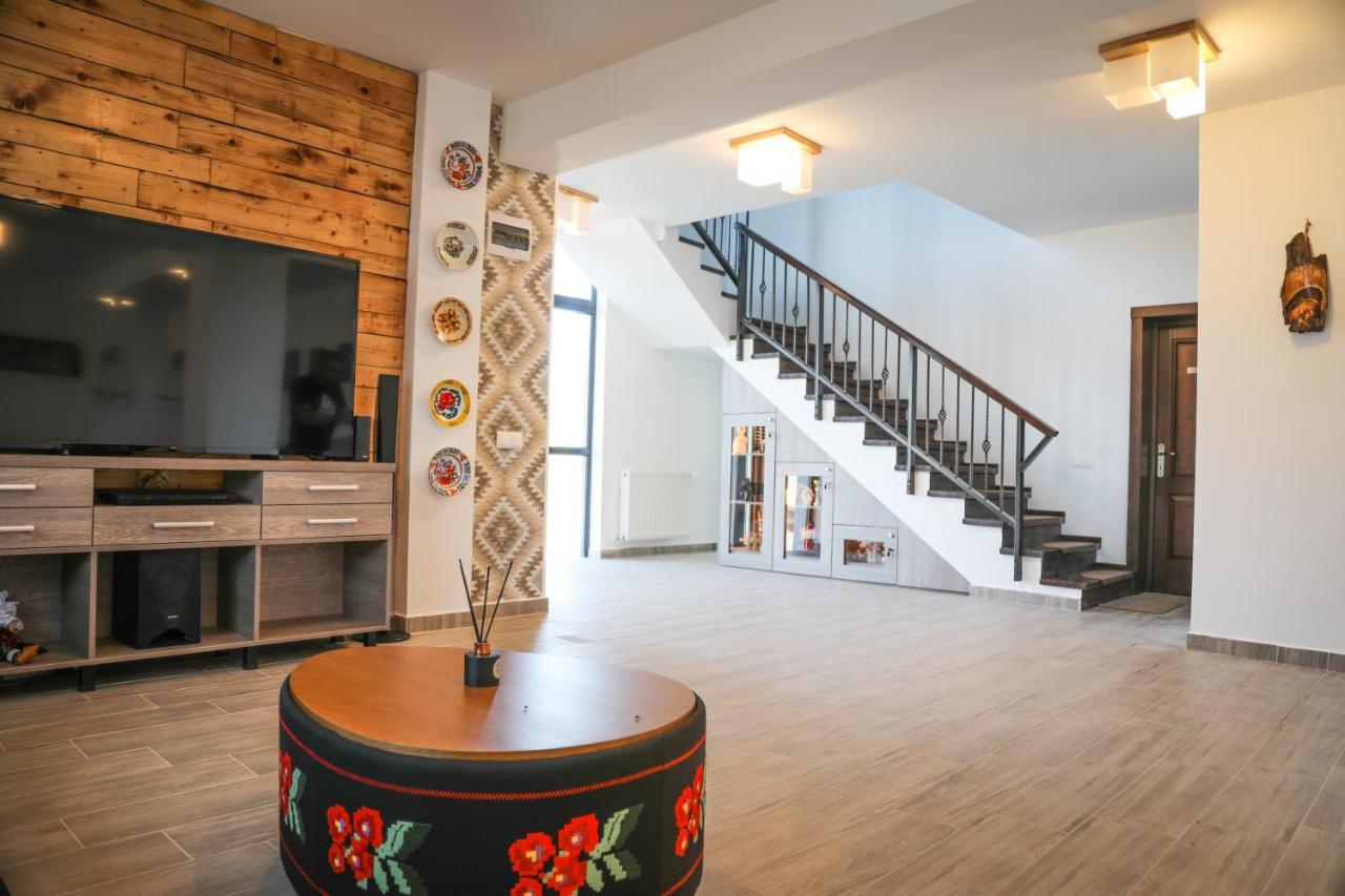 Pensiunea Maramures Guesthouse วิโชเดโจส ภายนอก รูปภาพ