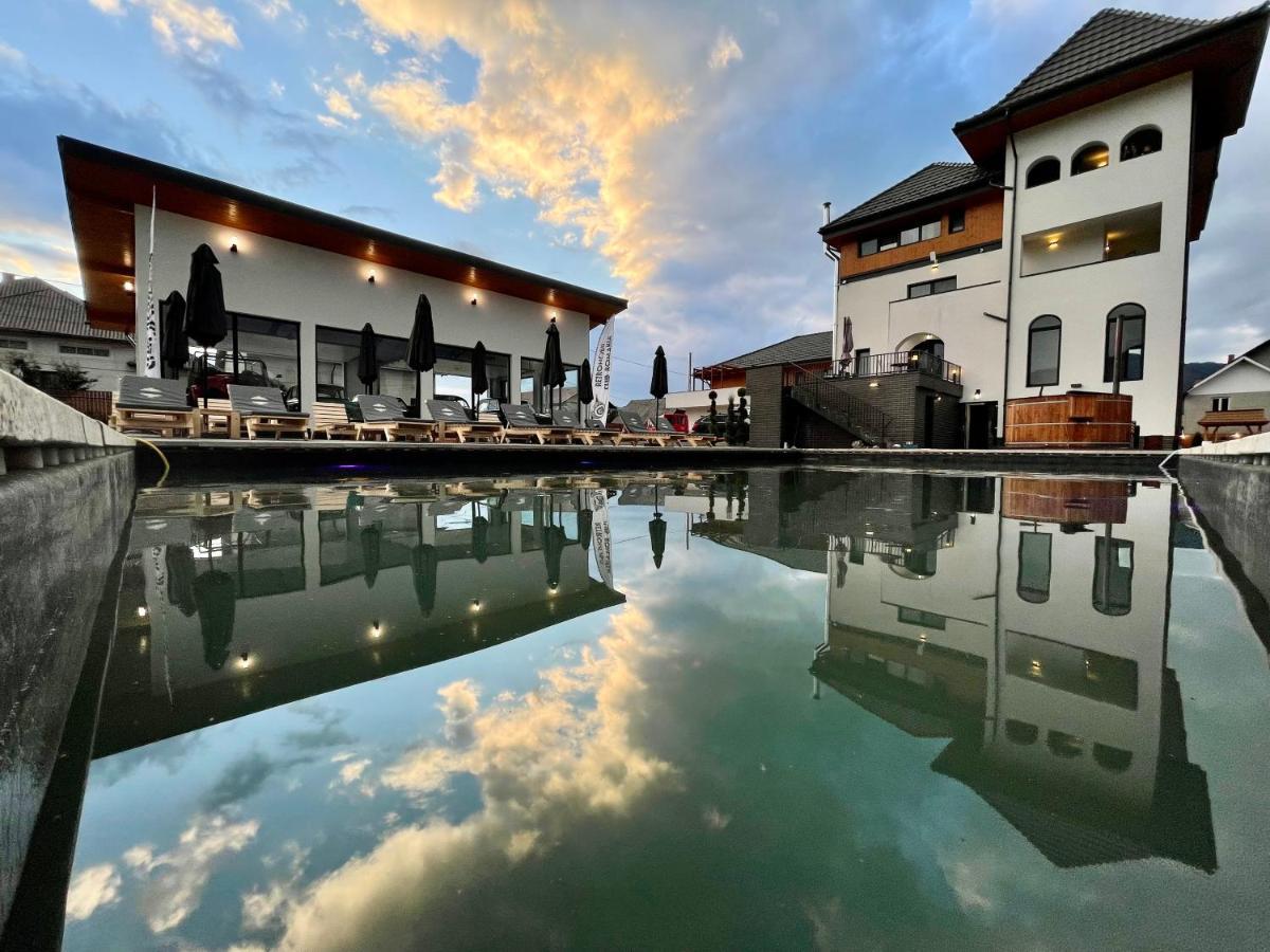 Pensiunea Maramures Guesthouse วิโชเดโจส ภายนอก รูปภาพ